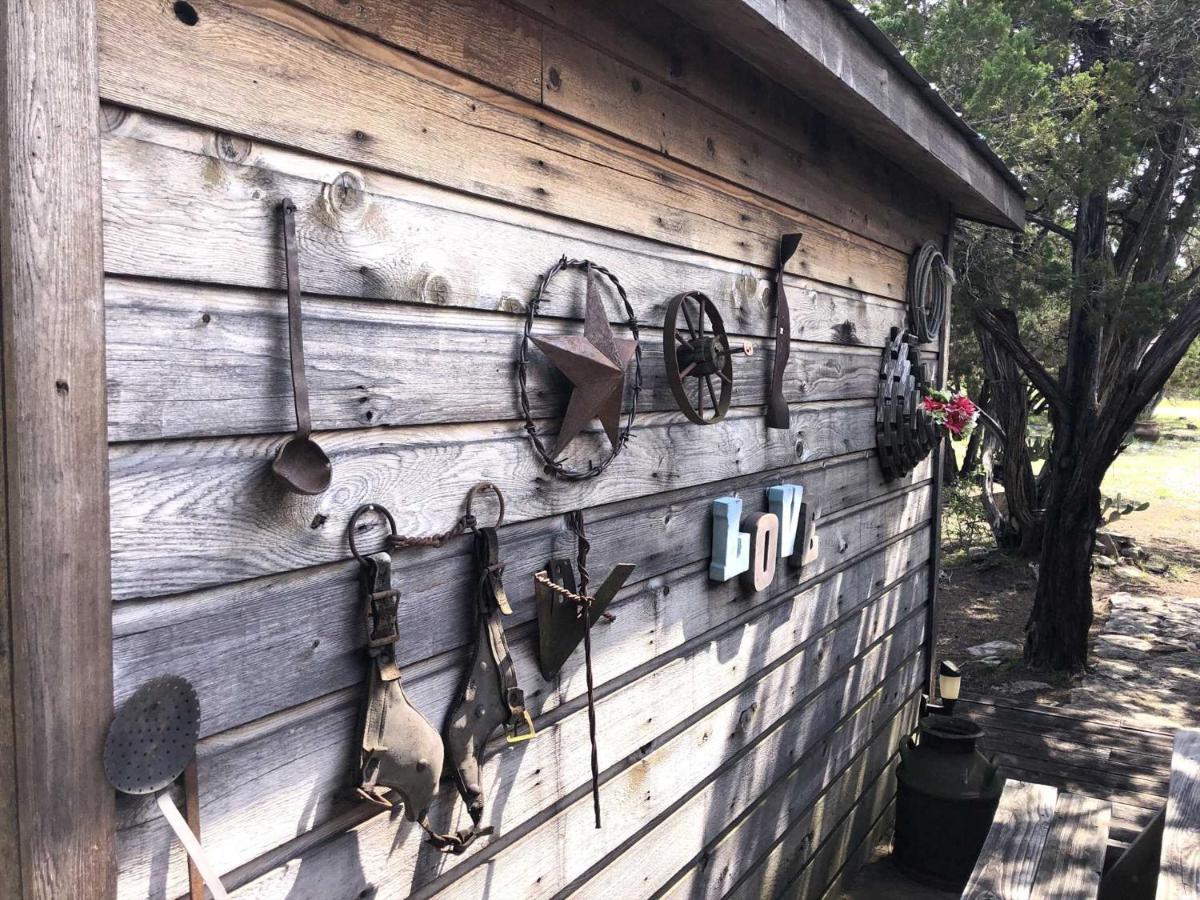 Rockin' B Ranch Love Shack Pipe Creek Bagian luar foto
